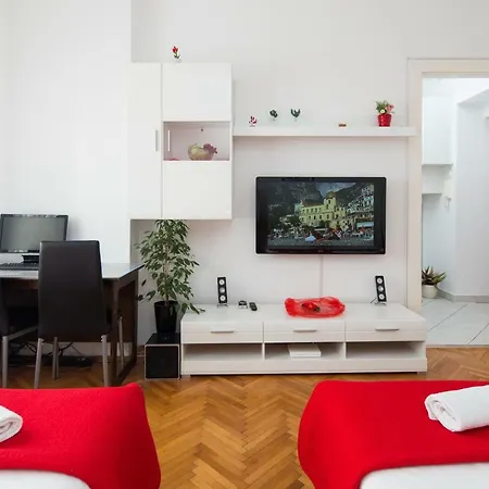 公寓 King's View *