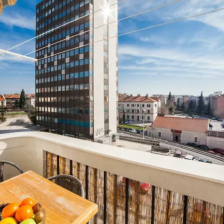 Apartamento King's View *